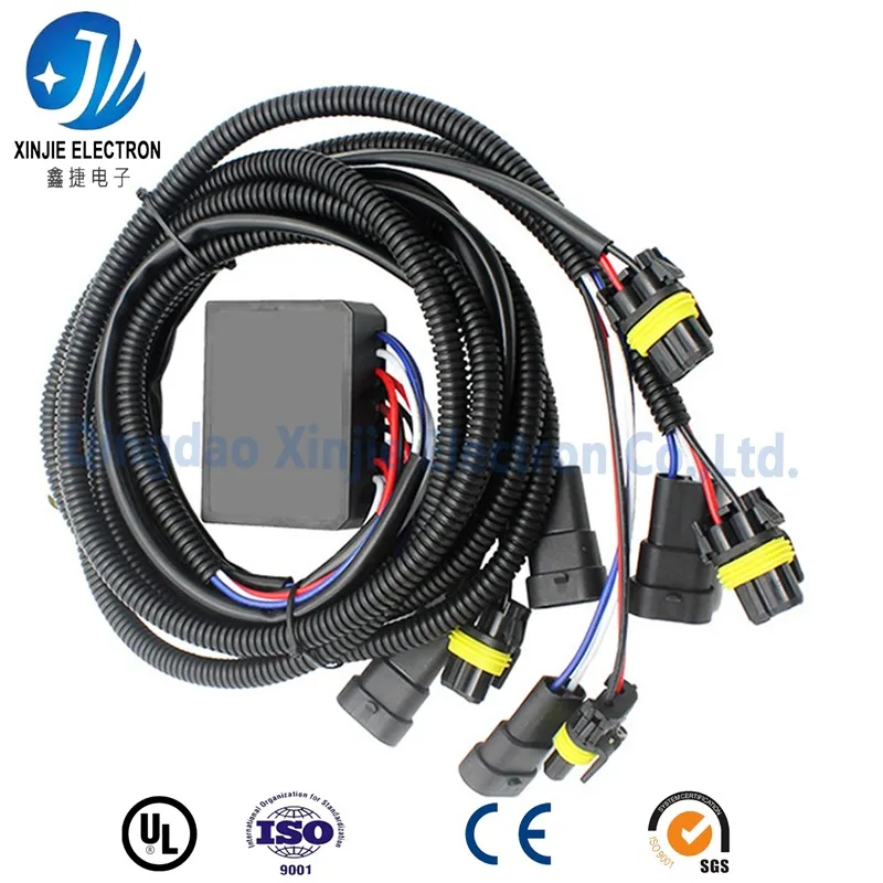 Linja-auton moottorin johtosarja